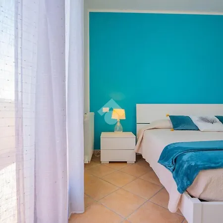 L'attico Di Loredo Апартаменти Ольбія