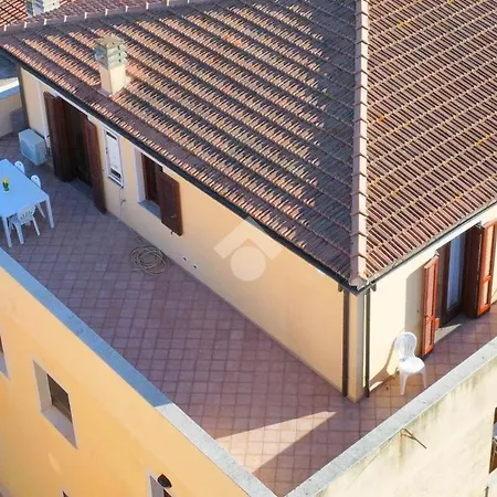 L'attico Di Loredo Ольбія