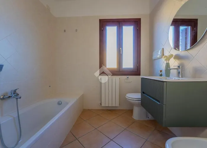 L'attico Di Loredo Lägenhet